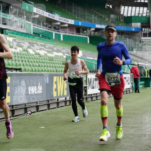 05.10.2025 - 20. swb-Marathon Bremen Michael Burmester http://msf.ph/oto/9325623 05.10.2025 12:45:29 Laufen im Stadion 109, 349, 649, 819, 852, 1055, 1146, 1307, 1631, 1790, 1883, 2666, 2719, 3197, 3218, 3327, 3342, 3807, 4358, 4571, 4786, 5132, 5588, 6150, 6302, 6996, 7028, 7440, 8747, 8828, 9130, 539, 642, 657, 819, 2013, 2188, 3150, 3219, 3251, 3982, 4358, 6633, 8169, 8351, 8382 meine-sportfotos.de