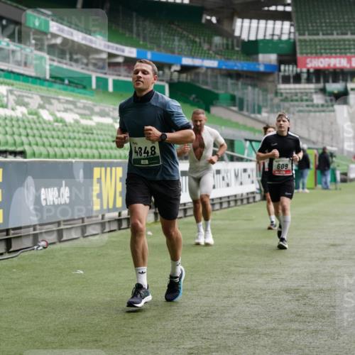 05.10.2025 - 20. swb-Marathon Bremen Michael Burmester http://msf.ph/oto/9325923 05.10.2025 12:46:41 Laufen im Stadion 223, 256, 281, 502, 545, 609, 818, 862, 891, 1246, 1521, 2163, 2228, 2276, 2585, 3054, 3084, 3381, 4274, 4617, 4758, 4848, 6295, 6849, 7583, 7675, 349, 649, 852, 943, 1091, 1307, 2545, 3807, 5588, 7028, 7526 meine-sportfotos.de