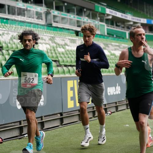 05.10.2025 - 20. swb-Marathon Bremen Michael Burmester http://msf.ph/oto/9326040 05.10.2025 12:46:59 Laufen im Stadion 223, 265, 391, 502, 505, 545, 609, 818, 862, 891, 1246, 1521, 1635, 2163, 2276, 2585, 2939, 3054, 3084, 3381, 4758, 4848, 4966, 4988, 6295, 7583, 7675, 8013, 256, 281, 2228, 4274, 4617, 6849 meine-sportfotos.de