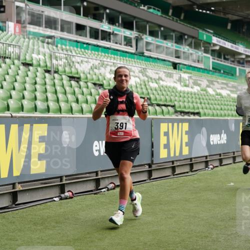 05.10.2025 - 20. swb-Marathon Bremen Michael Burmester http://msf.ph/oto/9326096 05.10.2025 12:47:13 Laufen im Stadion 223, 265, 391, 442, 502, 505, 545, 609, 770, 818, 862, 891, 1246, 1521, 1635, 2472, 2482, 2613, 2872, 2939, 3054, 3061, 3084, 4215, 4255, 4758, 4848, 4966, 4988, 5656, 5831, 6295, 7070, 7170, 7583, 8013, 256, 281, 2163, 2276, 2585, 3054, 3381, 4617, 6849, 7675 meine-sportfotos.de