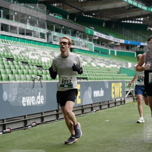 05.10.2025 - 20. swb-Marathon Bremen Michael Burmester http://msf.ph/oto/9326115 05.10.2025 12:47:14 Laufen im Stadion 223, 265, 391, 442, 502, 505, 545, 609, 770, 818, 862, 891, 1246, 1521, 1635, 2472, 2482, 2613, 2872, 2939, 3061, 3084, 4215, 4255, 4758, 4848, 4966, 4988, 5656, 5831, 6295, 7070, 7170, 7583, 8013, 256, 281, 891, 2163, 2276, 2585, 3054, 3381, 4617, 6849, 7675 meine-sportfotos.de