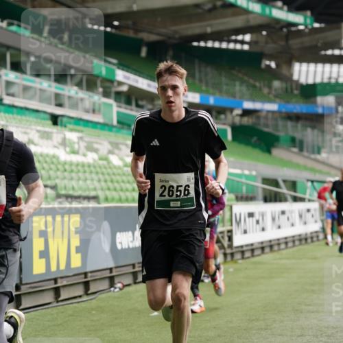 05.10.2025 - 20. swb-Marathon Bremen Michael Burmester http://msf.ph/oto/9326317 05.10.2025 12:47:37 Laufen im Stadion 223, 265, 344, 346, 391, 442, 505, 545, 564, 656, 770, 862, 1205, 1526, 1635, 1642, 1646, 2360, 2472, 2482, 2613, 2656, 2872, 2939, 3061, 4215, 4255, 4291, 4313, 4966, 4988, 5656, 5831, 6295, 6804, 7070, 7170, 7176, 7492, 7900, 8013, 502, 545, 609, 818, 862, 1246, 1521, 3084, 4848, 7583 meine-sportfotos.de