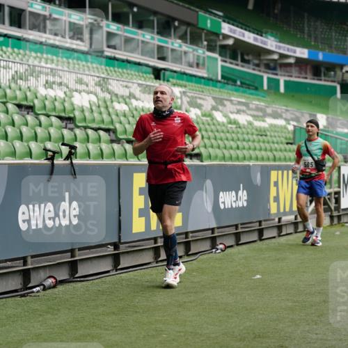 05.10.2025 - 20. swb-Marathon Bremen Michael Burmester http://msf.ph/oto/9326414 05.10.2025 12:47:47 Laufen im Stadion 265, 344, 346, 391, 442, 564, 656, 770, 1205, 1526, 1607, 1635, 1642, 1646, 2360, 2472, 2482, 2613, 2643, 2656, 2872, 2939, 3061, 4215, 4255, 4291, 4313, 4988, 5656, 5831, 5918, 6804, 7070, 7170, 7176, 7492, 7735, 7900, 8013, 223, 502, 505, 545, 818, 862, 1521, 2939, 4966, 6295, 7583 meine-sportfotos.de