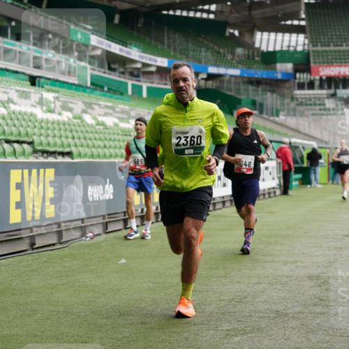 05.10.2025 - 20. swb-Marathon Bremen Michael Burmester http://msf.ph/oto/9326425 05.10.2025 12:47:48 Laufen im Stadion 265, 344, 346, 391, 442, 564, 656, 770, 1205, 1526, 1607, 1635, 1642, 1646, 2360, 2472, 2482, 2613, 2643, 2656, 2872, 3061, 4215, 4255, 4291, 4313, 4988, 5656, 5831, 5918, 6804, 7070, 7170, 7176, 7492, 7735, 7900, 8013, 223, 502, 505, 545, 818, 862, 2939, 4966, 4988, 6295 meine-sportfotos.de
