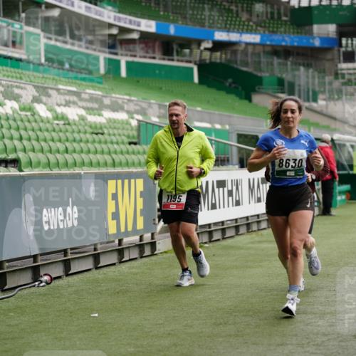 05.10.2025 - 20. swb-Marathon Bremen Michael Burmester http://msf.ph/oto/9326426 05.10.2025 12:48:49 Laufen im Stadion 492, 1195, 1370, 1625, 1654, 1724, 2119, 2241, 2594, 2974, 2988, 2990, 3320, 3324, 3768, 3819, 4353, 4385, 5103, 5264, 5599, 5786, 6171, 6251, 6463, 6632, 7831, 7904, 8244, 8507, 8630, 8687, 8729, 8897, 8923, 8932, 9114, 1526, 1607, 1646, 2360, 2643, 3768, 5264, 5918, 6804, 7735, 7900, 8729 meine-sportfotos.de