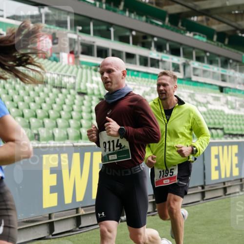 05.10.2025 - 20. swb-Marathon Bremen Michael Burmester http://msf.ph/oto/9326444 05.10.2025 12:48:52 Laufen im Stadion 492, 1195, 1370, 1625, 1654, 1724, 2119, 2241, 2594, 2974, 2988, 2990, 3320, 3324, 3819, 4353, 4385, 5103, 5599, 5786, 6171, 6251, 6463, 6632, 7904, 8244, 8507, 8630, 8687, 8897, 8923, 8932, 9114, 1526, 1607, 2241, 2360, 2643, 3768, 5264, 5918, 7735, 7831, 7900, 8729 meine-sportfotos.de