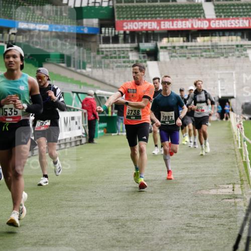 05.10.2025 - 20. swb-Marathon Bremen Michael Burmester http://msf.ph/oto/9326552 05.10.2025 12:49:25 Laufen im Stadion 150, 187, 270, 424, 1195, 1257, 1535, 1609, 1625, 1654, 1727, 1876, 1904, 2044, 2119, 2356, 2594, 2988, 2990, 3124, 3544, 3738, 3960, 4385, 4438, 5599, 6171, 6431, 6463, 6619, 6805, 6877, 7647, 7904, 7987, 8216, 8507, 8630, 9114, 492, 1625, 1724, 2974, 3320, 3819, 5103, 5786, 6251, 6632, 8244, 8687, 8897, 8923 meine-sportfotos.de