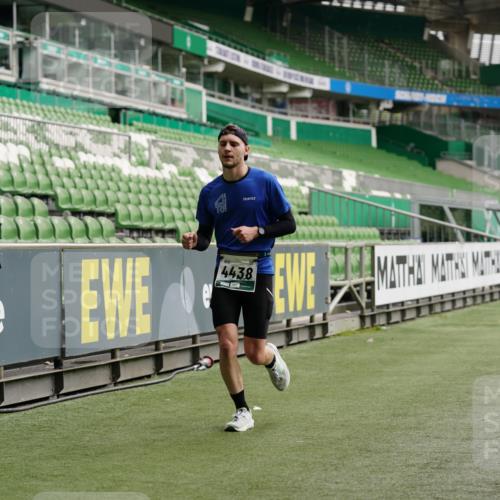 05.10.2025 - 20. swb-Marathon Bremen Michael Burmester http://msf.ph/oto/9326608 05.10.2025 12:49:37 Laufen im Stadion 150, 187, 217, 270, 287, 424, 1257, 1535, 1609, 1654, 1727, 1876, 1904, 2044, 2119, 2356, 2594, 2988, 2990, 3124, 3544, 3738, 3885, 3960, 4006, 4385, 4438, 4870, 5894, 6431, 6619, 6805, 6877, 7647, 7987, 8216, 8401, 8536, 8630, 9114, 9118, 1195, 1625, 3320, 5599, 6171, 6463, 6632, 7904, 8507, 8687, 8897 meine-sportfotos.de