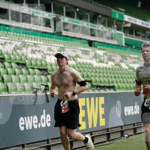 05.10.2025 - 20. swb-Marathon Bremen Michael Burmester http://msf.ph/oto/9326630 05.10.2025 12:49:44 Laufen im Stadion 150, 187, 217, 270, 287, 424, 511, 1257, 1388, 1535, 1609, 1654, 1727, 1876, 1904, 2044, 2119, 2356, 2594, 2988, 2990, 3124, 3353, 3544, 3738, 3885, 3960, 4006, 4385, 4438, 4870, 5894, 6214, 6431, 6619, 6805, 6877, 7647, 7987, 8216, 8401, 8536, 8873, 9118, 1195, 1625, 2119, 5599, 6171, 6463, 7904, 8507, 8630, 8687, 9114 meine-sportfotos.de