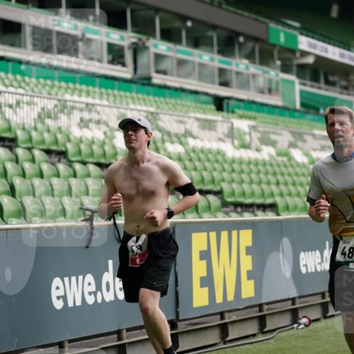 05.10.2025 - 20. swb-Marathon Bremen Michael Burmester http://msf.ph/oto/9326632 05.10.2025 12:49:44 Laufen im Stadion 150, 187, 217, 270, 287, 424, 511, 1257, 1388, 1535, 1609, 1654, 1727, 1876, 1904, 2044, 2119, 2356, 2594, 2988, 2990, 3124, 3353, 3544, 3738, 3885, 3960, 4006, 4385, 4438, 4870, 5894, 6214, 6431, 6619, 6805, 6877, 7647, 7987, 8216, 8401, 8536, 8873, 9118, 1195, 1625, 2119, 5599, 6171, 6463, 7904, 8507, 8630, 8687, 9114 meine-sportfotos.de
