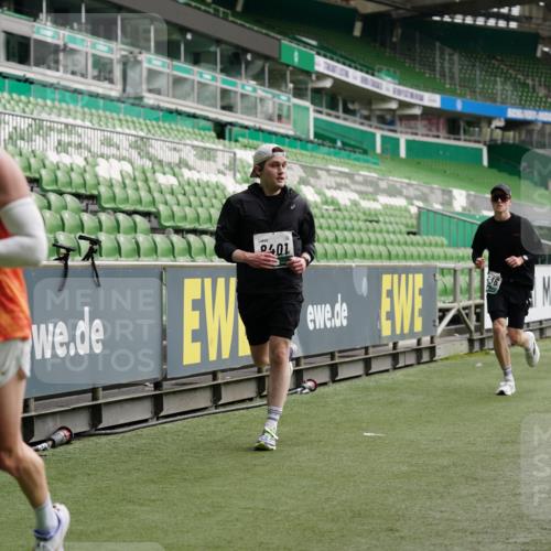 05.10.2025 - 20. swb-Marathon Bremen Michael Burmester http://msf.ph/oto/9326658 05.10.2025 12:49:50 Laufen im Stadion 150, 187, 217, 270, 287, 424, 511, 845, 939, 1257, 1388, 1535, 1609, 1707, 1727, 1876, 1904, 2044, 2356, 3124, 3259, 3353, 3544, 3738, 3885, 3960, 4006, 4318, 4367, 4438, 4870, 5118, 5894, 6214, 6216, 6281, 6431, 6619, 6805, 6877, 7647, 7987, 8216, 8401, 8536, 8873, 9118, 1195, 1654, 2119, 2594, 2988, 2990, 4385, 6171, 7904, 8630, 9114 meine-sportfotos.de