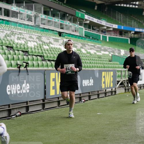 05.10.2025 - 20. swb-Marathon Bremen Michael Burmester http://msf.ph/oto/9326660 05.10.2025 12:49:50 Laufen im Stadion 150, 187, 217, 270, 287, 424, 511, 845, 939, 1257, 1388, 1535, 1609, 1707, 1727, 1876, 1904, 2044, 2356, 3124, 3259, 3353, 3544, 3738, 3885, 3960, 4006, 4318, 4367, 4438, 4870, 5118, 5894, 6214, 6216, 6281, 6431, 6619, 6805, 6877, 7647, 7987, 8216, 8401, 8536, 8873, 9118, 1195, 1654, 2119, 2594, 2988, 2990, 4385, 6171, 7904, 8630, 9114 meine-sportfotos.de