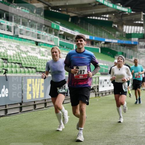 05.10.2025 - 20. swb-Marathon Bremen Michael Burmester http://msf.ph/oto/9326714 05.10.2025 12:50:01 Laufen im Stadion 150, 187, 217, 270, 287, 424, 511, 679, 845, 906, 939, 1257, 1388, 1535, 1609, 1707, 1876, 1904, 2044, 2356, 2721, 3228, 3259, 3353, 3544, 3738, 3885, 3960, 4006, 4318, 4367, 4438, 4870, 4938, 5118, 5389, 5564, 5873, 5894, 6214, 6216, 6281, 6431, 6619, 6717, 6805, 6877, 7647, 7826, 7963, 7987, 8401, 8536, 8873, 8907, 9118, 1654, 1727, 2119, 2594, 2988, 2990, 3124, 4385, 6619, 6877, 8216 meine-sportfotos.de