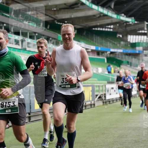 05.10.2025 - 20. swb-Marathon Bremen Michael Burmester http://msf.ph/oto/9326803 05.10.2025 12:54:42 Laufen im Stadion 53, 82, 104, 124, 132, 169, 289, 319, 417, 504, 524, 756, 944, 1165, 1308, 1474, 1483, 1517, 1543, 1721, 1729, 1873, 1896, 1897, 1945, 1976, 2024, 2180, 2265, 2274, 2431, 2494, 2573, 2767, 2841, 3069, 3193, 3212, 3224, 3359, 3436, 3531, 3703, 3848, 4257, 4595, 4672, 4816, 4837, 4919, 4949, 4958, 5022, 5206, 5452, 5666, 5869, 5978, 6184, 6583, 6683, 6853, 7052, 7232, 7279, 7494, 7508, 7814, 7928, 7986, 8642, 8653, 8737, 89, 250, 368, 458, 507, 950, 1460, 1489 meine-sportfotos.de
