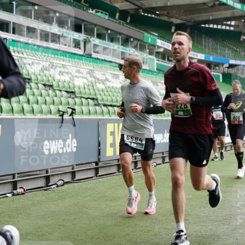 05.10.2025 - 20. swb-Marathon Bremen Michael Burmester http://msf.ph/oto/9326844 05.10.2025 12:50:16 Laufen im Stadion 217, 287, 424, 511, 679, 736, 845, 906, 939, 1025, 1033, 1044, 1359, 1388, 1707, 2381, 2721, 3228, 3259, 3291, 3353, 3885, 4006, 4318, 4366, 4367, 4438, 4870, 4938, 5118, 5184, 5389, 5418, 5564, 5873, 5894, 6214, 6216, 6281, 6681, 6717, 6805, 7493, 7647, 7826, 7963, 7987, 8401, 8536, 8873, 8907, 9118, 150, 187, 270, 1257, 1535, 1609, 1727, 1876, 1904, 2044, 2356, 3124, 3544, 3738, 3960, 6431, 6619, 6877, 8216 meine-sportfotos.de