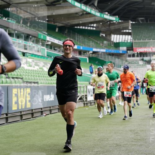 05.10.2025 - 20. swb-Marathon Bremen Michael Burmester http://msf.ph/oto/9326882 05.10.2025 12:54:50 Laufen im Stadion 53, 82, 104, 124, 132, 169, 289, 319, 417, 504, 524, 663, 756, 944, 1308, 1474, 1483, 1517, 1543, 1721, 1737, 1896, 1897, 1945, 1976, 2024, 2180, 2265, 2274, 2431, 2494, 2573, 2642, 2767, 2841, 3069, 3193, 3212, 3224, 3359, 3436, 3531, 3703, 3848, 4257, 4595, 4672, 4771, 4816, 4837, 4919, 4949, 4958, 5022, 5034, 5206, 5452, 5666, 5869, 5978, 6184, 6583, 6683, 6853, 7052, 7232, 7279, 7494, 7508, 7814, 7928, 7986, 8642, 8653, 8737, 89, 250, 368, 458, 507, 950, 1165, 1460, 1489 meine-sportfotos.de