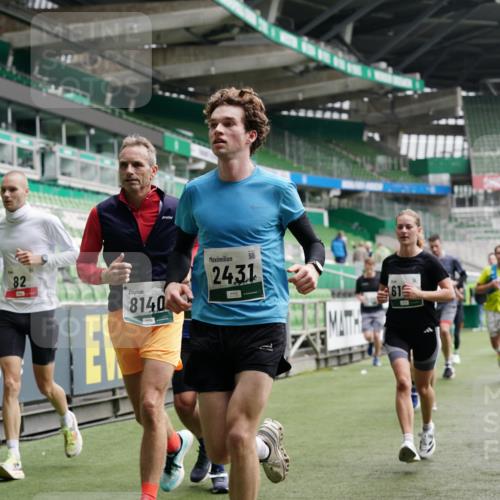 05.10.2025 - 20. swb-Marathon Bremen Michael Burmester http://msf.ph/oto/9326918 05.10.2025 12:54:55 Laufen im Stadion 82, 104, 124, 132, 169, 289, 319, 417, 504, 663, 944, 1308, 1474, 1483, 1543, 1721, 1737, 1896, 1897, 1945, 1976, 2024, 2180, 2265, 2274, 2431, 2494, 2573, 2642, 2767, 2841, 3069, 3193, 3212, 3224, 3359, 3436, 3531, 3703, 3848, 4257, 4595, 4672, 4771, 4816, 4823, 4837, 4919, 4949, 4958, 5022, 5034, 5206, 5452, 5666, 5869, 5978, 6184, 6527, 6583, 6649, 6683, 6853, 7052, 7279, 7494, 7814, 7928, 7986, 8642, 8653, 8737, 53, 507, 524, 756, 950, 1165 meine-sportfotos.de