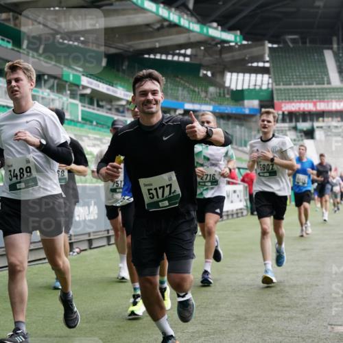 05.10.2025 - 20. swb-Marathon Bremen Michael Burmester http://msf.ph/oto/9327087 05.10.2025 12:55:14 Laufen im Stadion 82, 104, 124, 169, 319, 417, 663, 760, 944, 1308, 1326, 1474, 1483, 1531, 1721, 1737, 1897, 1910, 1945, 2022, 2024, 2180, 2265, 2274, 2431, 2494, 2605, 2642, 2716, 2767, 3069, 3224, 3359, 3489, 3531, 3838, 3848, 3944, 4212, 4257, 4672, 4771, 4816, 4823, 4837, 4919, 4958, 5034, 5093, 5152, 5177, 5452, 5554, 5833, 5869, 5907, 6106, 6184, 6276, 6527, 6649, 7052, 7814, 7928, 7986, 8642, 8653, 53, 132, 289, 504, 1896, 1976, 2573, 2841, 3212, 5022, 5206, 5978 meine-sportfotos.de
