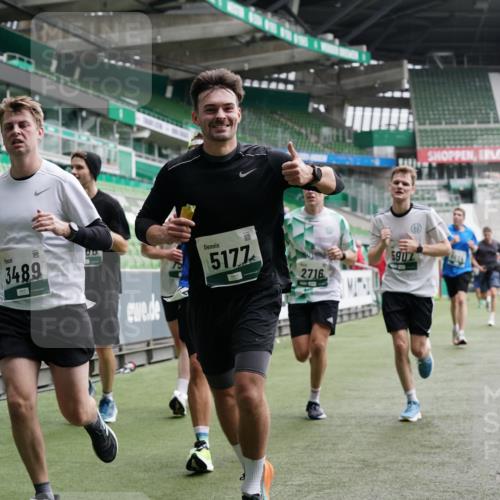 05.10.2025 - 20. swb-Marathon Bremen Michael Burmester http://msf.ph/oto/9327091 05.10.2025 12:55:14 Laufen im Stadion 82, 104, 124, 169, 319, 417, 663, 760, 944, 1308, 1326, 1474, 1483, 1531, 1721, 1737, 1897, 1910, 1945, 2022, 2024, 2180, 2265, 2274, 2431, 2494, 2605, 2642, 2716, 2767, 3069, 3224, 3359, 3489, 3531, 3838, 3848, 3944, 4212, 4257, 4672, 4771, 4816, 4823, 4837, 4919, 4958, 5034, 5093, 5152, 5177, 5452, 5554, 5833, 5869, 5907, 6106, 6184, 6276, 6527, 6649, 7052, 7814, 7928, 7986, 8642, 8653, 53, 132, 289, 504, 1896, 1976, 2573, 2841, 3212, 5022, 5206, 5978 meine-sportfotos.de