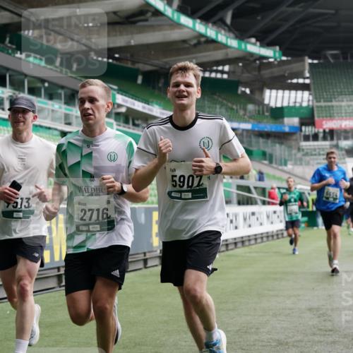 05.10.2025 - 20. swb-Marathon Bremen Michael Burmester http://msf.ph/oto/9327112 05.10.2025 12:55:16 Laufen im Stadion 78, 82, 104, 124, 169, 319, 417, 663, 760, 944, 1326, 1474, 1483, 1531, 1721, 1737, 1897, 1910, 1945, 2022, 2024, 2162, 2180, 2265, 2431, 2494, 2605, 2642, 2716, 2767, 2884, 3069, 3224, 3359, 3489, 3531, 3838, 3848, 3944, 4212, 4257, 4672, 4771, 4816, 4823, 4837, 4853, 4919, 5034, 5093, 5152, 5177, 5452, 5484, 5554, 5833, 5869, 5907, 6106, 6184, 6276, 6527, 6649, 7052, 7814, 7928, 7986, 8642, 8653, 132, 289, 504, 1896, 1976, 2573, 2841, 3212, 5022, 5206, 5978 meine-sportfotos.de