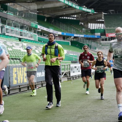 05.10.2025 - 20. swb-Marathon Bremen Michael Burmester http://msf.ph/oto/9327165 05.10.2025 12:50:56 Laufen im Stadion 122, 334, 503, 601, 679, 688, 736, 745, 906, 1025, 1033, 1037, 1044, 1166, 1359, 1450, 1499, 1689, 1909, 2059, 2381, 2493, 3228, 3267, 3291, 3419, 3608, 3661, 4032, 4104, 4366, 4654, 4938, 4962, 5184, 5389, 5418, 5551, 5564, 5817, 5838, 5873, 6066, 6252, 6401, 6477, 6681, 6717, 7493, 7826, 8083, 8995, 217, 511, 845, 939, 1388, 1707, 2721, 3259, 3353, 4318, 4367, 5118, 6214, 6216, 6281, 7963, 8873, 8907 meine-sportfotos.de