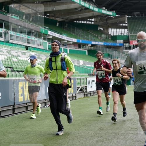 05.10.2025 - 20. swb-Marathon Bremen Michael Burmester http://msf.ph/oto/9327174 05.10.2025 12:50:56 Laufen im Stadion 122, 334, 503, 601, 679, 688, 736, 745, 906, 1025, 1033, 1037, 1044, 1166, 1359, 1450, 1499, 1689, 1909, 2059, 2381, 2493, 3228, 3267, 3291, 3419, 3608, 3661, 4032, 4104, 4366, 4654, 4938, 4962, 5184, 5389, 5418, 5551, 5564, 5817, 5838, 5873, 6066, 6252, 6401, 6477, 6681, 6717, 7493, 7826, 8083, 8995, 217, 511, 845, 939, 1388, 1707, 2721, 3259, 3353, 4318, 4367, 5118, 6214, 6216, 6281, 7963, 8873, 8907 meine-sportfotos.de