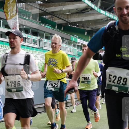 05.10.2025 - 20. swb-Marathon Bremen Michael Burmester http://msf.ph/oto/9327306 05.10.2025 12:55:35 Laufen im Stadion 78, 124, 169, 240, 663, 760, 1261, 1326, 1490, 1531, 1737, 1774, 1825, 1910, 1931, 2022, 2162, 2431, 2459, 2490, 2494, 2605, 2642, 2716, 2884, 2942, 3074, 3489, 3515, 3519, 3612, 3749, 3838, 3944, 4079, 4116, 4149, 4195, 4212, 4432, 4456, 4672, 4771, 4796, 4816, 4823, 4853, 4919, 5034, 5093, 5152, 5177, 5289, 5484, 5554, 5615, 5691, 5719, 5833, 5907, 6048, 6106, 6184, 6276, 6515, 6527, 6570, 6615, 6649, 6744, 6820, 6937, 8060, 82, 104, 169 meine-sportfotos.de