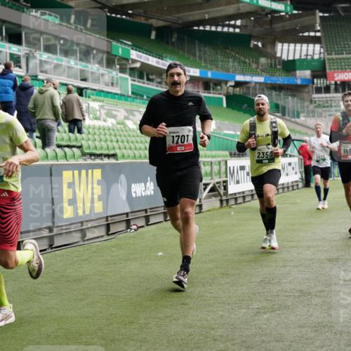 05.10.2025 - 20. swb-Marathon Bremen Michael Burmester http://msf.ph/oto/9327373 05.10.2025 12:51:15 Laufen im Stadion 122, 334, 503, 601, 688, 745, 750, 1037, 1064, 1166, 1314, 1450, 1499, 1577, 1689, 1701, 1748, 1909, 1911, 2059, 2279, 2283, 2350, 2447, 2493, 2526, 3267, 3419, 3608, 3661, 4032, 4104, 4260, 4654, 4687, 4962, 5551, 5817, 5838, 5910, 6066, 6210, 6252, 6401, 6477, 6775, 7713, 7723, 8066, 8083, 8682, 8780, 8995, 679, 736, 906, 1025, 1033, 1044, 1359, 2381, 2721, 3228, 3291, 4366, 4938, 5184, 5389, 5418, 5564, 5873, 6681, 6717, 7493, 7826, 7963, 8907 meine-sportfotos.de