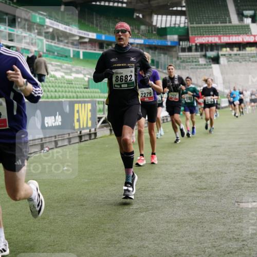 05.10.2025 - 20. swb-Marathon Bremen Michael Burmester http://msf.ph/oto/9327447 05.10.2025 12:51:21 Laufen im Stadion 122, 334, 503, 601, 688, 750, 914, 1037, 1064, 1120, 1314, 1450, 1499, 1577, 1689, 1701, 1748, 1909, 1911, 2059, 2279, 2283, 2350, 2447, 2493, 2526, 3267, 3419, 3608, 3661, 4032, 4104, 4260, 4654, 4687, 4962, 5551, 5817, 5838, 5910, 6066, 6210, 6252, 6401, 6477, 6775, 7713, 7723, 8066, 8083, 8682, 8740, 8780, 8995, 688, 736, 745, 1025, 1033, 1044, 1166, 1359, 2381, 3228, 3291, 4366, 5184, 5418, 5564, 6681, 7493 meine-sportfotos.de
