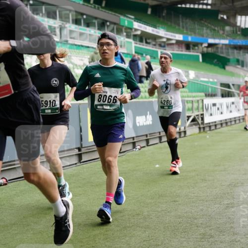 05.10.2025 - 20. swb-Marathon Bremen Michael Burmester http://msf.ph/oto/9327500 05.10.2025 12:51:26 Laufen im Stadion 334, 503, 601, 750, 754, 914, 1037, 1064, 1120, 1314, 1450, 1499, 1577, 1689, 1701, 1748, 1909, 1911, 1926, 2059, 2279, 2283, 2350, 2447, 2493, 2526, 3267, 3419, 3608, 3661, 4032, 4104, 4260, 4652, 4654, 4687, 5551, 5817, 5838, 5847, 5910, 6066, 6210, 6252, 6401, 6477, 6773, 6775, 7713, 7723, 8066, 8083, 8682, 8740, 8780, 8995, 122, 688, 745, 1033, 1044, 1166, 1359, 1450, 2381, 3291, 4366, 4962, 5184, 5418, 6252, 6681, 7493 meine-sportfotos.de