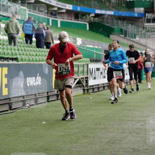 05.10.2025 - 20. swb-Marathon Bremen Michael Burmester http://msf.ph/oto/9327524 05.10.2025 12:51:30 Laufen im Stadion 334, 503, 601, 750, 754, 914, 1037, 1064, 1120, 1314, 1499, 1577, 1689, 1701, 1748, 1909, 1911, 1926, 2059, 2279, 2283, 2350, 2447, 2493, 2526, 3267, 3419, 3608, 3661, 4032, 4104, 4260, 4652, 4654, 4687, 4781, 5551, 5817, 5838, 5847, 5910, 6066, 6210, 6401, 6477, 6773, 6775, 7713, 7723, 8066, 8083, 8682, 8740, 8780, 8995, 122, 688, 745, 1033, 1044, 1166, 1450, 2381, 3291, 4366, 4962, 5418, 6252, 6681, 7493, 8995 meine-sportfotos.de