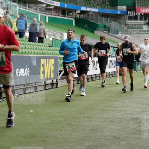 05.10.2025 - 20. swb-Marathon Bremen Michael Burmester http://msf.ph/oto/9327536 05.10.2025 12:51:31 Laufen im Stadion 334, 503, 601, 750, 754, 914, 1037, 1064, 1120, 1314, 1499, 1577, 1689, 1701, 1748, 1909, 1911, 1926, 2059, 2279, 2283, 2350, 2447, 2493, 2526, 3267, 3419, 3608, 3661, 4032, 4104, 4260, 4652, 4654, 4687, 4781, 5551, 5817, 5838, 5847, 5910, 6066, 6210, 6401, 6477, 6773, 6775, 7713, 7723, 8066, 8083, 8682, 8740, 8780, 122, 688, 745, 1033, 1044, 1166, 1450, 2381, 3291, 4366, 4962, 5418, 6252, 6681, 7493, 8995 meine-sportfotos.de