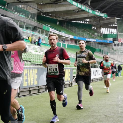 05.10.2025 - 20. swb-Marathon Bremen Michael Burmester http://msf.ph/oto/9327566 05.10.2025 12:56:02 Laufen im Stadion 78, 240, 325, 760, 830, 901, 984, 989, 1261, 1326, 1490, 1531, 1774, 1825, 1910, 1931, 2134, 2149, 2162, 2438, 2459, 2490, 2605, 2716, 2884, 2942, 3074, 3161, 3515, 3519, 3612, 3749, 3838, 3944, 4052, 4079, 4116, 4149, 4195, 4212, 4288, 4432, 4456, 4485, 4796, 4853, 5093, 5152, 5289, 5370, 5469, 5484, 5490, 5554, 5615, 5691, 5719, 5833, 6048, 6070, 6106, 6176, 6276, 6441, 6515, 6570, 6615, 6689, 6744, 6797, 6820, 6937, 7292, 7920, 8060, 8144, 8222, 6527 meine-sportfotos.de