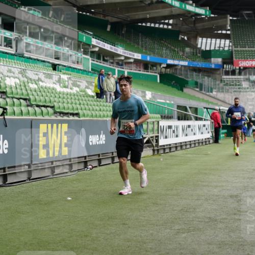 05.10.2025 - 20. swb-Marathon Bremen Michael Burmester http://msf.ph/oto/9327658 05.10.2025 12:51:43 Laufen im Stadion 503, 750, 754, 914, 1029, 1064, 1120, 1314, 1499, 1577, 1701, 1748, 1909, 1911, 1926, 2279, 2283, 2350, 2447, 2493, 2526, 3178, 3267, 3661, 4032, 4104, 4260, 4652, 4654, 4687, 4781, 5068, 5108, 5416, 5551, 5847, 5910, 6066, 6210, 6773, 6775, 7031, 7313, 7419, 7713, 7723, 8066, 8083, 8534, 8682, 8740, 8780, 334, 601, 1037, 1450, 1689, 2059, 3419, 3608, 5817, 5838, 6252, 6401, 6477, 8083, 8995 meine-sportfotos.de