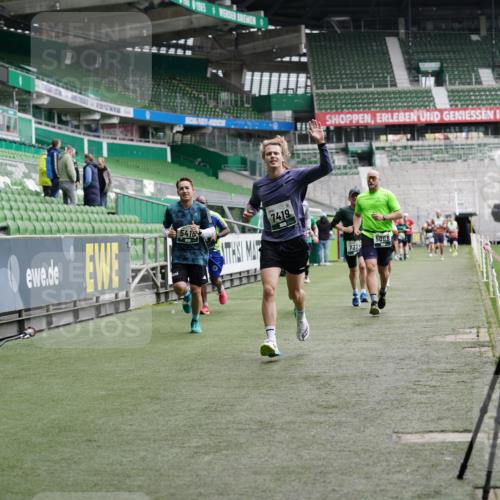 05.10.2025 - 20. swb-Marathon Bremen Michael Burmester http://msf.ph/oto/9327679 05.10.2025 12:51:49 Laufen im Stadion 503, 750, 754, 914, 1029, 1064, 1120, 1314, 1499, 1577, 1701, 1748, 1911, 1926, 2279, 2283, 2350, 2447, 2493, 2526, 3178, 4104, 4260, 4652, 4654, 4687, 4781, 5068, 5108, 5416, 5847, 5910, 6066, 6210, 6367, 6773, 6775, 7031, 7313, 7419, 7713, 7723, 8066, 8534, 8558, 8682, 8740, 8780, 334, 601, 1037, 1689, 1909, 2059, 3267, 3419, 3608, 3661, 4032, 5551, 5817, 5838, 6401, 6477, 8083, 8995 meine-sportfotos.de