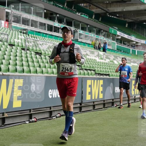 05.10.2025 - 20. swb-Marathon Bremen Michael Burmester http://msf.ph/oto/9327693 05.10.2025 12:56:14 Laufen im Stadion 78, 240, 325, 591, 830, 901, 984, 989, 1261, 1380, 1490, 1679, 1774, 1825, 1931, 2134, 2149, 2162, 2263, 2438, 2459, 2490, 2634, 2884, 2942, 3074, 3161, 3392, 3515, 3519, 3606, 3612, 3749, 3980, 4052, 4079, 4101, 4116, 4149, 4195, 4288, 4432, 4456, 4485, 4796, 4853, 5289, 5370, 5419, 5469, 5484, 5490, 5615, 5691, 5719, 6048, 6070, 6176, 6276, 6375, 6441, 6515, 6570, 6615, 6689, 6744, 6797, 6820, 6864, 6937, 7000, 7292, 7320, 7431, 7783, 7920, 8060, 8144, 8222 meine-sportfotos.de