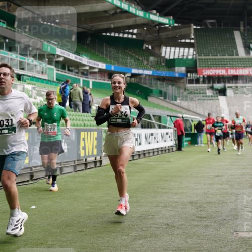 05.10.2025 - 20. swb-Marathon Bremen Michael Burmester http://msf.ph/oto/9327757 05.10.2025 12:51:56 Laufen im Stadion 750, 754, 914, 1029, 1064, 1120, 1314, 1550, 1577, 1701, 1748, 1911, 1926, 2279, 2283, 2350, 2447, 2493, 2526, 3041, 3178, 3626, 4260, 4652, 4654, 4687, 4781, 5068, 5108, 5416, 5847, 5910, 6210, 6367, 6773, 6775, 7012, 7031, 7293, 7313, 7419, 7713, 7723, 8066, 8218, 8534, 8558, 8682, 8701, 8740, 8780, 9115, 334, 503, 601, 1037, 1499, 1689, 1909, 2493, 3267, 3419, 3608, 3661, 4032, 4104, 4654, 5551, 5817, 5838, 6066, 6401, 6477, 8083 meine-sportfotos.de