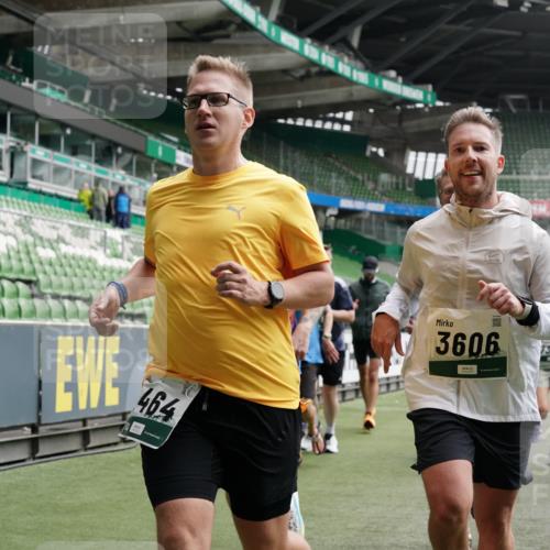 05.10.2025 - 20. swb-Marathon Bremen Michael Burmester http://msf.ph/oto/9327842 05.10.2025 12:56:27 Laufen im Stadion 325, 591, 830, 901, 984, 989, 1161, 1380, 1679, 1825, 1931, 2134, 2149, 2263, 2438, 2490, 2571, 2634, 3161, 3392, 3606, 3749, 3980, 4052, 4101, 4149, 4288, 4432, 4485, 5246, 5255, 5370, 5419, 5469, 5490, 5615, 6070, 6176, 6375, 6441, 6451, 6515, 6689, 6797, 6864, 6926, 7000, 7283, 7292, 7320, 7431, 7490, 7783, 7920, 8060, 8144, 8222, 9054, 78, 240, 1261, 1490, 1774, 1825, 2162, 2459, 2884, 2942, 3074, 3515, 3612, 4079, 4116, 4195, 4456, 5615, 5691, 5719, 6515 meine-sportfotos.de