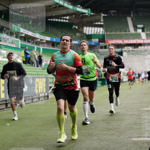 05.10.2025 - 20. swb-Marathon Bremen Michael Burmester http://msf.ph/oto/9327895 05.10.2025 12:52:08 Laufen im Stadion 754, 914, 1029, 1120, 1314, 1550, 1552, 1748, 1926, 2283, 2447, 2595, 3033, 3041, 3178, 3626, 4260, 4362, 4652, 4687, 4781, 5068, 5108, 5416, 5459, 5561, 5675, 5847, 5910, 6367, 6773, 7012, 7031, 7293, 7313, 7419, 7713, 8066, 8218, 8534, 8558, 8701, 8740, 9115, 503, 750, 1064, 1314, 1499, 1577, 1701, 1909, 1911, 2279, 2350, 2493, 2526, 3661, 4104, 4654, 4687, 5551, 6066, 6210, 6775, 7723, 8066, 8682, 8780 meine-sportfotos.de