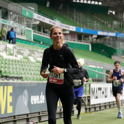 05.10.2025 - 20. swb-Marathon Bremen Michael Burmester http://msf.ph/oto/9327998 05.10.2025 12:56:46 Laufen im Stadion 31, 299, 325, 479, 591, 830, 901, 989, 1161, 1380, 1595, 1627, 1679, 1977, 2134, 2149, 2263, 2269, 2436, 2438, 2571, 2634, 3392, 3471, 3606, 3980, 4052, 4101, 4484, 4485, 5104, 5246, 5255, 5419, 5469, 6070, 6176, 6250, 6375, 6451, 6493, 6510, 6689, 6864, 6926, 7000, 7017, 7086, 7283, 7292, 7320, 7390, 7431, 7490, 7546, 7578, 7783, 7920, 8479, 8564, 9054, 9129, 325, 984, 1774, 1825, 1931, 2490, 2942, 3161, 3749, 4052, 4149, 4288, 4432, 5370, 5490, 5615, 6441, 6515, 8144 meine-sportfotos.de