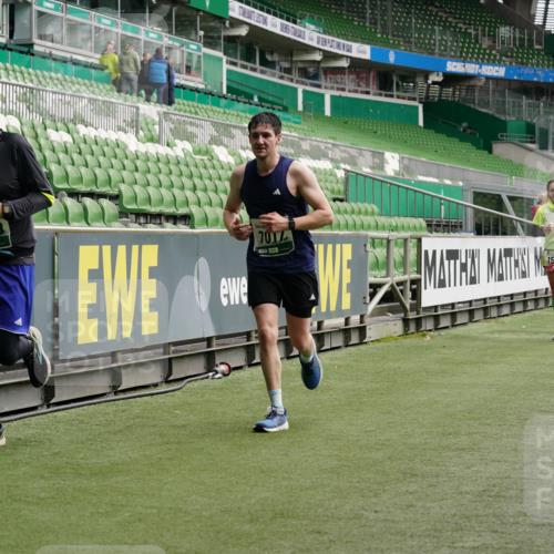 05.10.2025 - 20. swb-Marathon Bremen Michael Burmester http://msf.ph/oto/9328029 05.10.2025 12:56:48 Laufen im Stadion 31, 299, 479, 591, 830, 901, 989, 1161, 1380, 1595, 1627, 1679, 1971, 1977, 2134, 2149, 2263, 2269, 2436, 2438, 2571, 2634, 3392, 3471, 3606, 3980, 4101, 4484, 4485, 5104, 5246, 5255, 5419, 5469, 6176, 6250, 6375, 6451, 6493, 6510, 6689, 6864, 6926, 7000, 7017, 7086, 7283, 7292, 7320, 7390, 7431, 7490, 7546, 7578, 7783, 7920, 8479, 8564, 9054, 9129, 325, 984, 989, 1931, 2134, 2490, 3161, 3749, 4052, 4149, 4288, 4432, 5370, 5490, 6070, 6441, 8144 meine-sportfotos.de