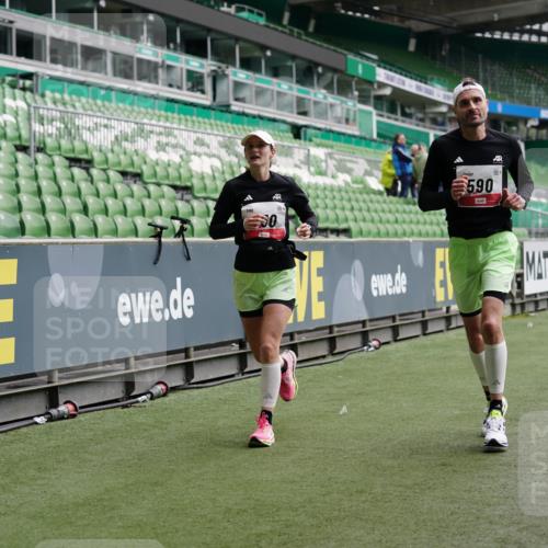 05.10.2025 - 20. swb-Marathon Bremen Michael Burmester http://msf.ph/oto/9328217 05.10.2025 12:52:44 Laufen im Stadion 550, 590, 615, 793, 832, 1298, 1367, 1431, 1550, 1552, 1600, 2072, 2075, 2595, 3033, 3041, 3626, 4132, 4218, 4362, 4573, 4746, 4805, 4914, 4935, 5169, 5447, 5459, 5561, 5675, 5866, 6367, 6630, 6677, 7012, 7277, 7293, 7416, 7634, 7773, 7975, 8218, 8297, 8349, 8431, 8462, 8558, 8580, 8701, 8921, 9115, 10338, 1029, 1926, 3178, 4781, 5068, 5108, 5416, 5847, 6773, 7031, 7313, 7419, 8534 meine-sportfotos.de