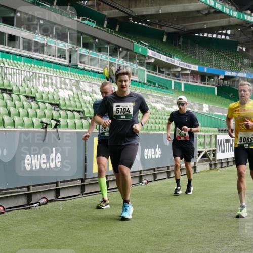 05.10.2025 - 20. swb-Marathon Bremen Michael Burmester http://msf.ph/oto/9328218 05.10.2025 12:57:03 Laufen im Stadion 31, 237, 246, 299, 305, 479, 591, 613, 833, 1161, 1380, 1382, 1595, 1627, 1679, 1971, 1977, 2166, 2263, 2269, 2436, 2522, 2571, 2634, 3392, 3471, 3591, 3606, 3813, 3980, 4101, 4484, 4821, 5104, 5246, 5255, 5419, 5503, 5664, 6250, 6267, 6375, 6451, 6486, 6493, 6510, 6768, 6864, 6926, 7000, 7017, 7086, 7283, 7320, 7371, 7390, 7431, 7490, 7546, 7578, 7783, 8023, 8479, 8564, 8903, 8964, 8973, 9054, 9129, 325, 830, 901, 989, 1380, 2134, 2149, 2438, 3161, 4052, 4485, 5469, 6070 meine-sportfotos.de