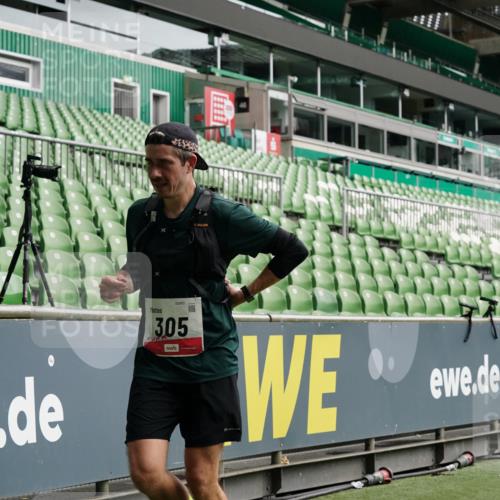 05.10.2025 - 20. swb-Marathon Bremen Michael Burmester http://msf.ph/oto/9328311 05.10.2025 12:57:11 Laufen im Stadion 31, 237, 246, 299, 305, 479, 591, 613, 820, 833, 1161, 1317, 1382, 1595, 1627, 1971, 1977, 2166, 2269, 2436, 2522, 2571, 2634, 3396, 3471, 3591, 3606, 3813, 3969, 4484, 4496, 4821, 5104, 5149, 5246, 5255, 5419, 5503, 5664, 6250, 6267, 6451, 6486, 6493, 6510, 6534, 6535, 6768, 6926, 7017, 7086, 7283, 7320, 7371, 7390, 7490, 7546, 7578, 7783, 7940, 8023, 8479, 8564, 8903, 8964, 8973, 9054, 9129, 830, 901, 1380, 1679, 2263, 2438, 2634, 3392, 3980, 4101, 4485, 5469 meine-sportfotos.de