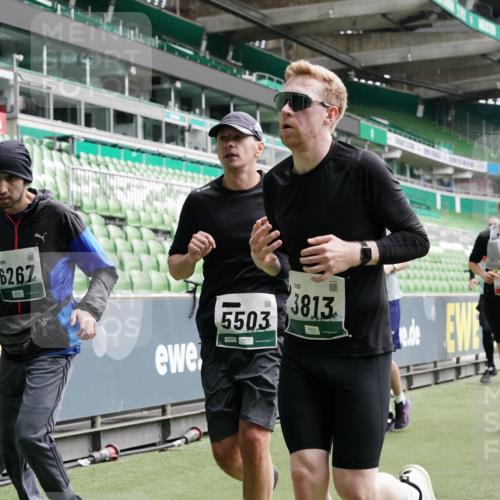05.10.2025 - 20. swb-Marathon Bremen Michael Burmester http://msf.ph/oto/9328315 05.10.2025 12:57:12 Laufen im Stadion 31, 237, 246, 299, 305, 479, 591, 613, 820, 833, 1161, 1317, 1382, 1595, 1627, 1971, 1977, 2166, 2269, 2436, 2522, 2571, 3396, 3471, 3591, 3606, 3813, 3969, 4484, 4496, 4821, 5104, 5149, 5246, 5255, 5419, 5503, 5664, 6250, 6267, 6451, 6486, 6493, 6510, 6534, 6535, 6768, 6926, 7017, 7086, 7283, 7320, 7371, 7390, 7490, 7546, 7578, 7783, 7940, 8023, 8479, 8564, 8903, 8964, 8973, 9054, 9129, 830, 1380, 1679, 2263, 2438, 2634, 3392, 3980, 4101, 4485, 5469 meine-sportfotos.de