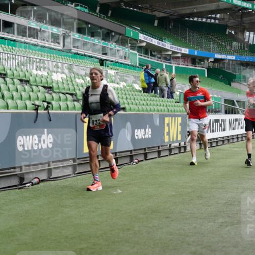 05.10.2025 - 20. swb-Marathon Bremen Michael Burmester http://msf.ph/oto/9328320 05.10.2025 12:52:59 Laufen im Stadion 248, 550, 590, 615, 793, 832, 1298, 1367, 1431, 1552, 1600, 1667, 2072, 2075, 4132, 4218, 4362, 4573, 4729, 4746, 4805, 4914, 4935, 5169, 5447, 5459, 5561, 5579, 5866, 6492, 6630, 6677, 7277, 7416, 7634, 7773, 7975, 8238, 8297, 8349, 8431, 8462, 8580, 8921, 10338, 1550, 2595, 3033, 3041, 3626, 5675, 6367, 7012, 7031, 7293, 7313, 8218, 8534, 8558, 8701, 9115 meine-sportfotos.de
