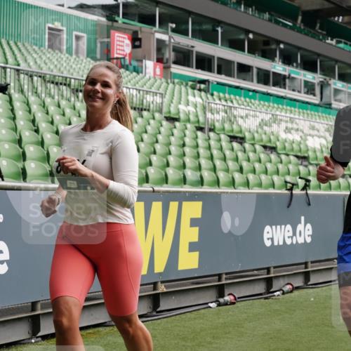 05.10.2025 - 20. swb-Marathon Bremen Michael Burmester http://msf.ph/oto/9328411 05.10.2025 12:57:19 Laufen im Stadion 31, 237, 246, 299, 305, 479, 613, 820, 833, 1161, 1317, 1382, 1491, 1595, 1627, 1971, 1977, 2166, 2269, 2304, 2436, 2522, 3396, 3471, 3591, 3798, 3813, 3969, 4089, 4484, 4496, 4821, 5100, 5104, 5149, 5503, 5664, 6250, 6267, 6486, 6493, 6510, 6534, 6535, 6768, 7017, 7086, 7283, 7371, 7390, 7490, 7546, 7578, 7940, 8023, 8128, 8479, 8564, 8801, 8903, 8964, 8973, 8993, 9054, 9129, 9983, 591, 1380, 1679, 2263, 2438, 2571, 2634, 3392, 3606, 3980, 4101, 5255, 5469 meine-sportfotos.de