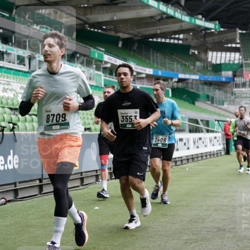 05.10.2025 - 20. swb-Marathon Bremen Michael Burmester http://msf.ph/oto/9328450 05.10.2025 12:53:19 Laufen im Stadion 248, 550, 590, 832, 869, 1009, 1164, 1367, 1431, 1538, 1600, 1656, 1667, 1868, 2030, 2050, 2072, 2075, 2288, 3363, 3553, 4132, 4218, 4294, 4573, 4729, 4746, 4935, 5169, 5425, 5571, 5579, 5866, 5944, 6492, 6677, 6806, 7255, 7408, 7617, 7905, 7975, 8238, 8297, 8349, 8431, 8462, 8499, 8709, 615, 793, 1298, 1552, 4362, 4805, 4914, 5447, 5459, 5561, 6630, 7277, 7416, 7634, 7773, 7975, 8580, 8921, 10338 meine-sportfotos.de