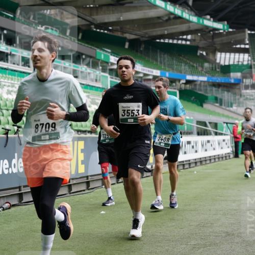 05.10.2025 - 20. swb-Marathon Bremen Michael Burmester http://msf.ph/oto/9328454 05.10.2025 12:53:19 Laufen im Stadion 248, 550, 590, 832, 869, 1009, 1164, 1367, 1431, 1538, 1600, 1656, 1667, 1868, 2030, 2050, 2072, 2075, 2288, 3363, 3553, 4132, 4218, 4294, 4573, 4729, 4746, 4935, 5169, 5425, 5571, 5579, 5866, 5944, 6492, 6677, 6806, 7255, 7408, 7617, 7905, 7975, 8238, 8297, 8349, 8431, 8462, 8499, 8709, 615, 793, 1298, 1552, 4362, 4805, 4914, 5447, 5459, 5561, 6630, 7277, 7416, 7634, 7773, 7975, 8580, 8921, 10338 meine-sportfotos.de