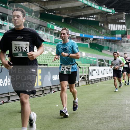 05.10.2025 - 20. swb-Marathon Bremen Michael Burmester http://msf.ph/oto/9328462 05.10.2025 12:53:19 Laufen im Stadion 248, 550, 590, 832, 869, 1009, 1164, 1367, 1431, 1538, 1600, 1656, 1667, 1868, 2030, 2050, 2072, 2075, 2288, 3363, 3553, 4132, 4218, 4294, 4573, 4729, 4746, 4935, 5169, 5425, 5571, 5579, 5866, 5944, 6492, 6677, 6806, 7255, 7408, 7617, 7905, 7975, 8238, 8297, 8349, 8431, 8462, 8499, 8709, 615, 793, 1298, 1552, 4362, 4805, 4914, 5447, 5459, 5561, 6630, 7277, 7416, 7634, 7773, 7975, 8580, 8921, 10338 meine-sportfotos.de